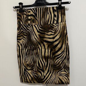 Event High Waisted Tiger Print Straight Skirt. Size Small.